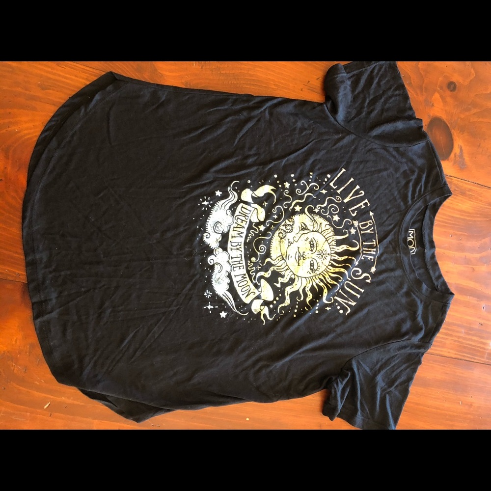 T-shirt- “Live by the Sun”